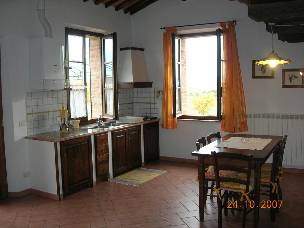 Agriturismo La Valle Del Sole Castiglione dʼOrcia Zimmer foto