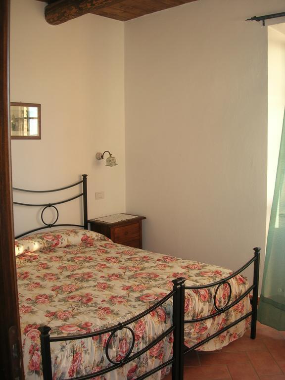 Agriturismo La Valle Del Sole Castiglione dʼOrcia Zimmer foto